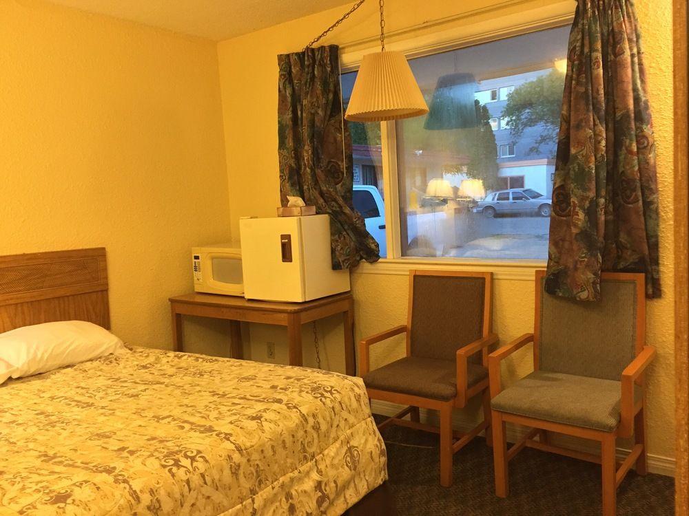 The Capri Motel Winnipeg Esterno foto