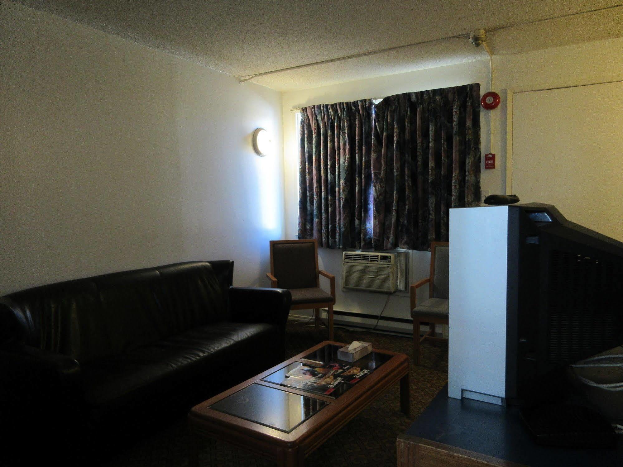 The Capri Motel Winnipeg Esterno foto
