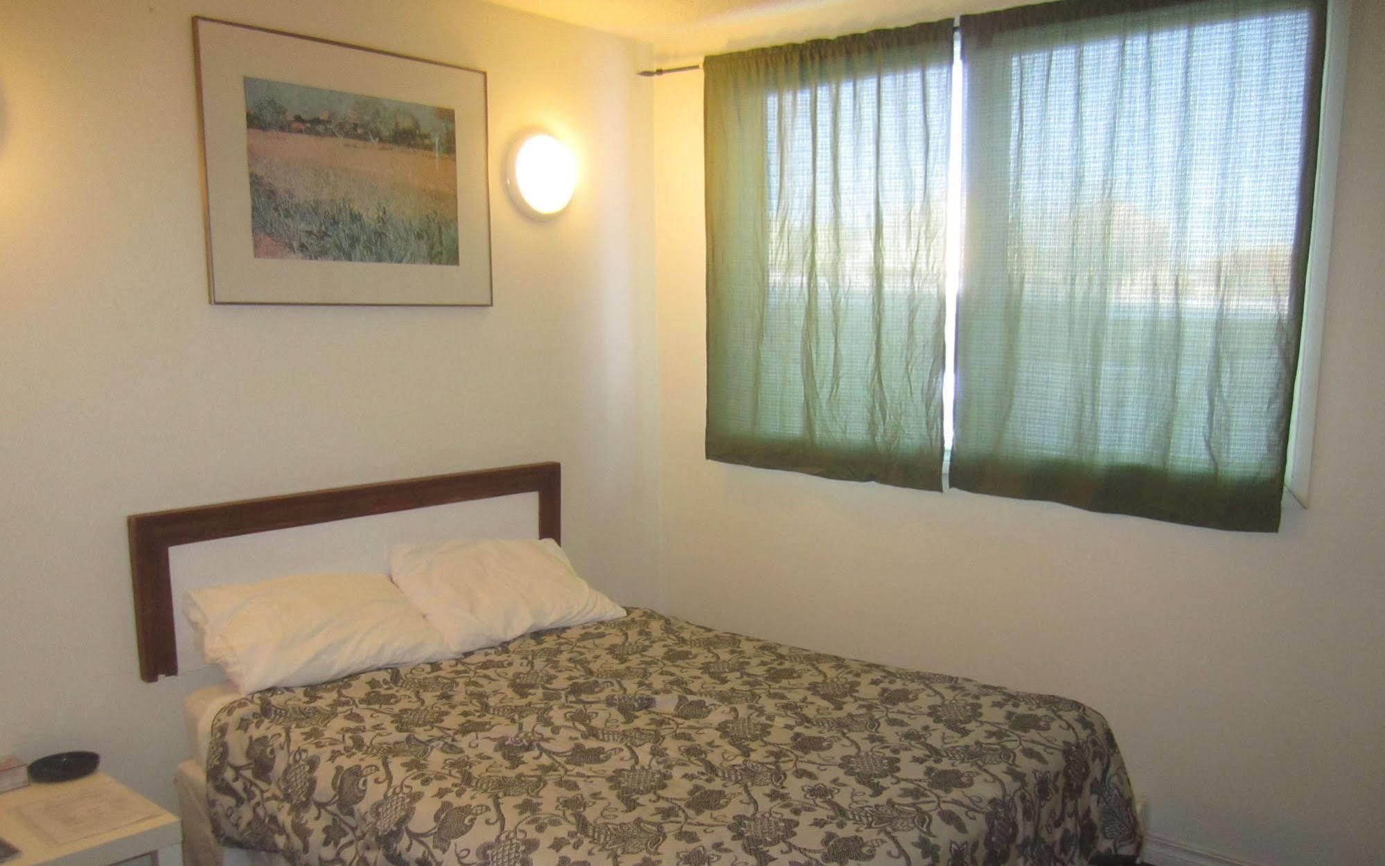 The Capri Motel Winnipeg Esterno foto
