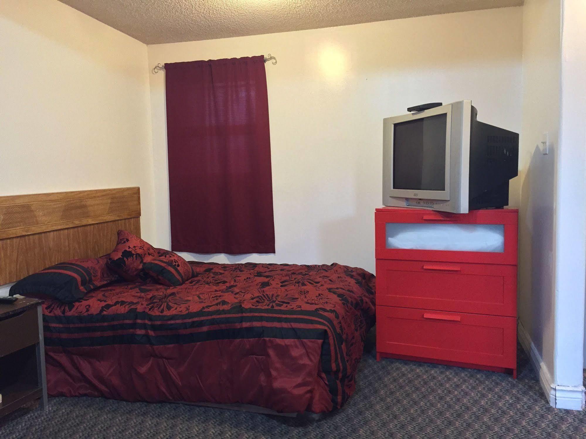 The Capri Motel Winnipeg Esterno foto
